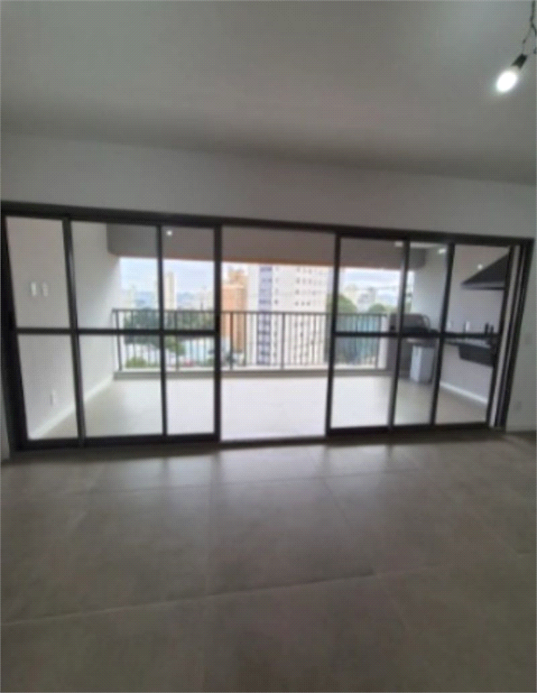 Vista adicional do apartamento no Alto da mooca